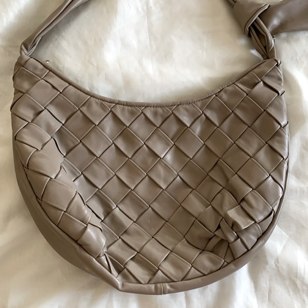 Est. 1946 Women’s Shoulder Bag
